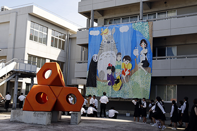 05