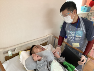 AC30F833-D7AC-4308-A51F-E72786A0C038