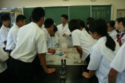 一日体験(理科)２.jpg